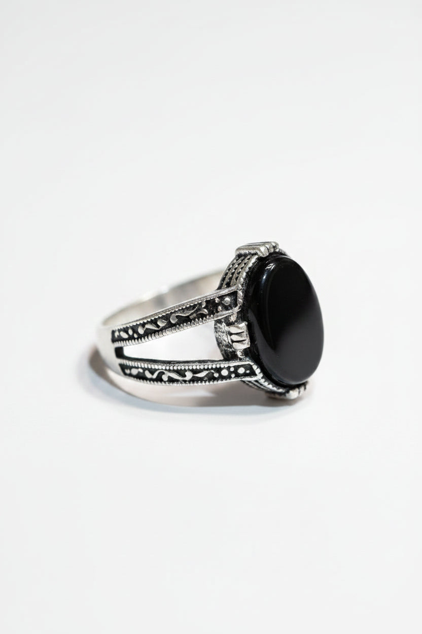 Men's Black Gemstone Sterling Silver Ring – Filigree Filigree Split Shank Band